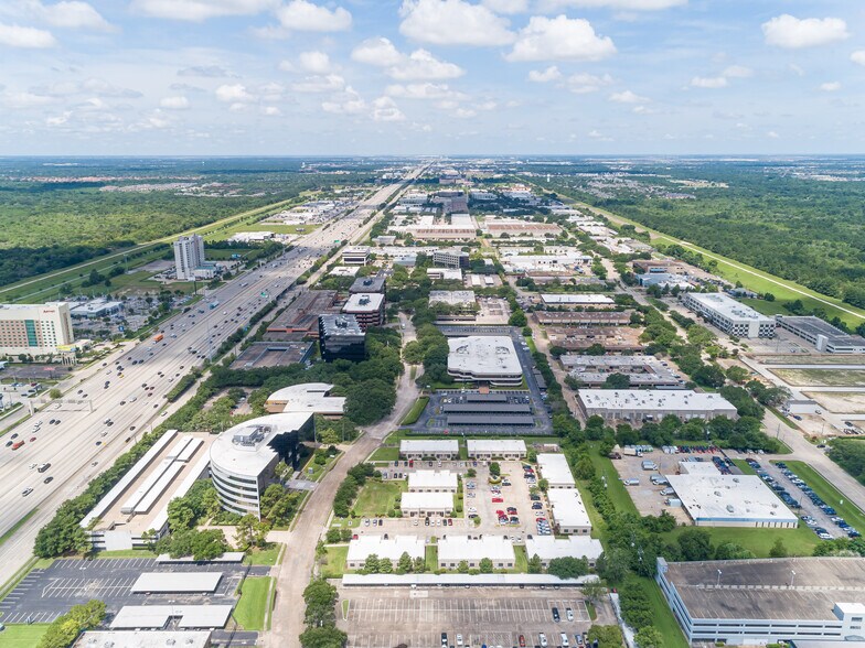 More Photos Of 16000 Park Ten Pl, Houston Office For Lease