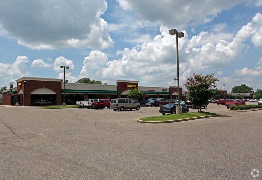 Primary Photo Of 7037-7169 Hacks Cross Rd, Olive Branch Storefront For Lease