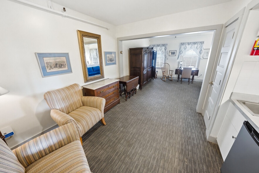 More Photos Of 6715 S Croatan Hwy, Nags Head Hotel For Sale