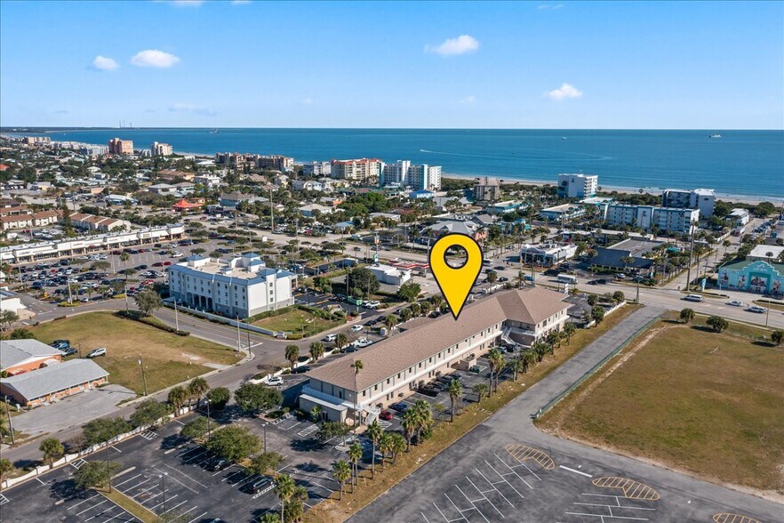 More Photos Of 5505 N Atlantic Ave, Cocoa Beach Office Residential For Sale