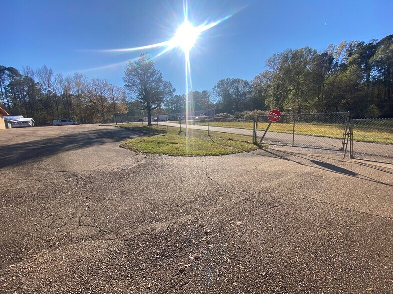 More Photos Of 120 Head Start Ln, Pearl Office For Sale