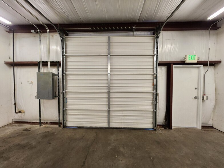 More Photos Of 1625 Tuskegee Pl, Colorado Springs Light Distribution For Lease