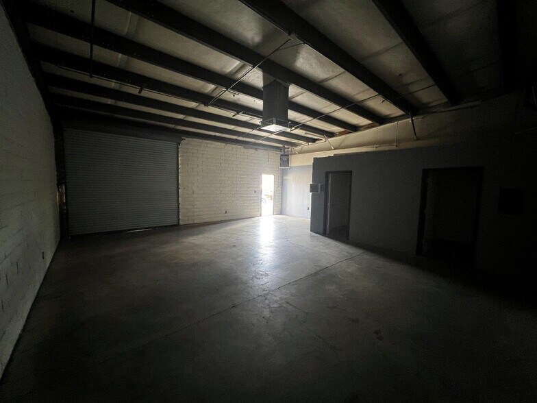 More Photos Of 1666 E Cypress Ave, Redding Office For Lease