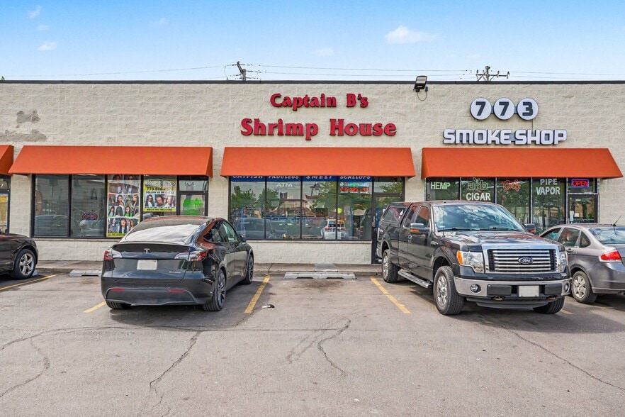 More Photos Of 5633-5647 W Roosevelt Rd, Cicero Freestanding For Sale