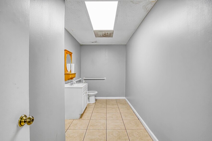 More Photos Of 4008 Avenue H, Rosenberg Land For Sale