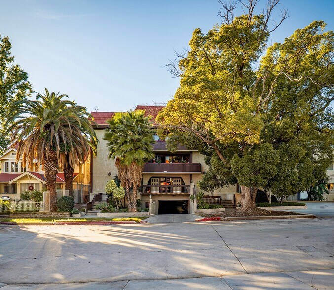 Primary Photo Of 1825 N Gramercy Pl, Los Angeles Apartments For Sale