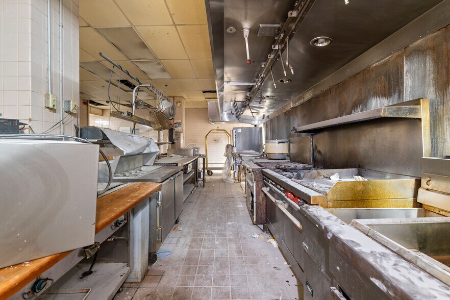 More Photos Of 50 Morgan St, Hartford Apartments For Lease