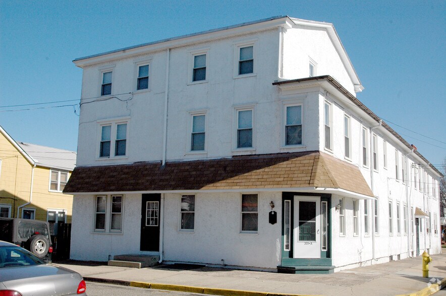 More Photos Of , Bristol Multifamily For Sale