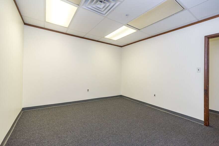 More Photos Of 11 Davis Rd, Phoenixville Apartments For Lease