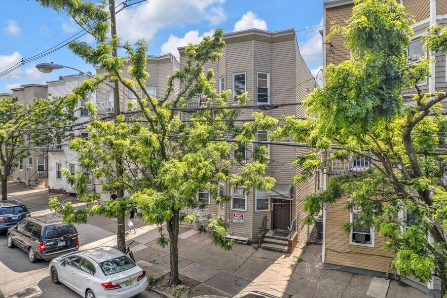 More Photos Of 127 Parker Ave, Passaic Multifamily For Sale