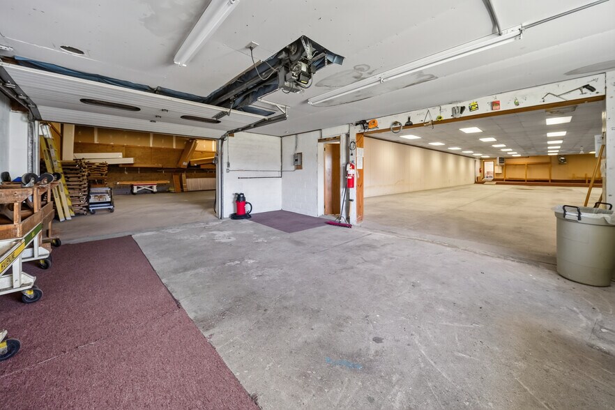More Photos Of 2967 US Route 11, La Fayette Warehouse For Sale