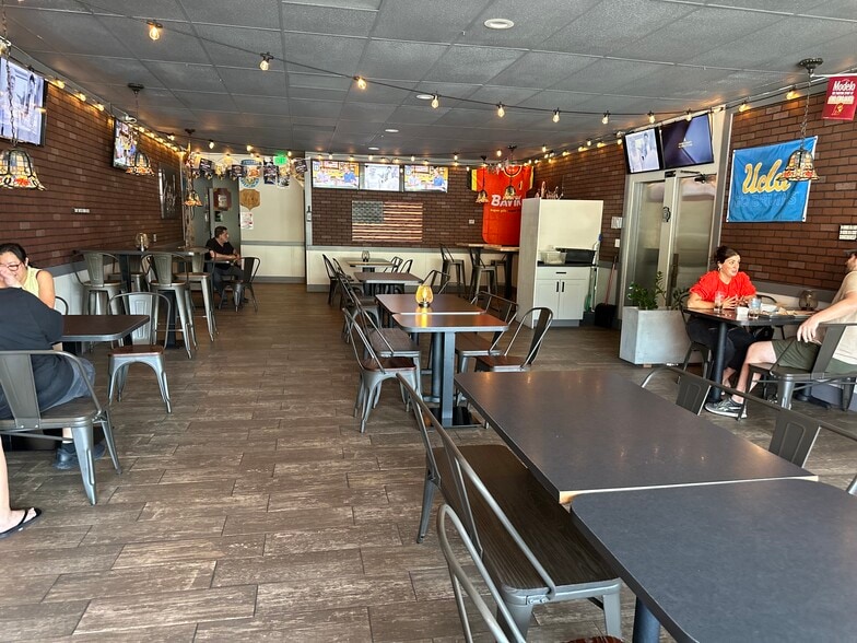 More Photos Of 3538 E Foothill Blvd, Pasadena Storefront For Lease