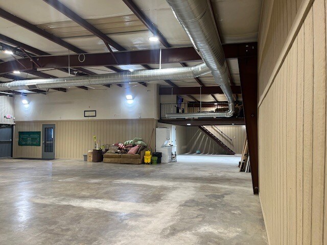 More Photos Of 2524 NW 2nd St, Oklahoma City Manufacturing For Sale