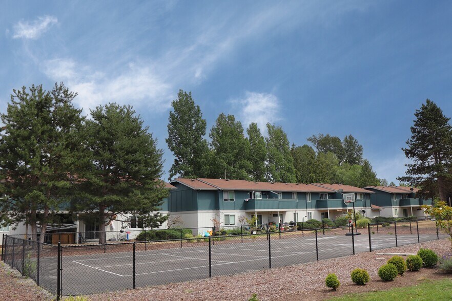 More Photos Of 5612-5620 23rd St E, Fife Apartments For Sale