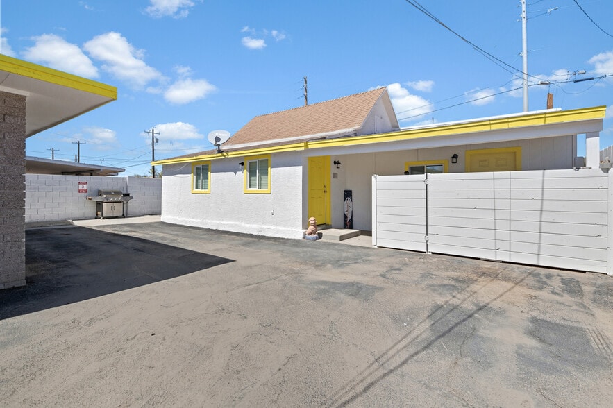 More Photos Of 1338 E Fillmore St, Phoenix Apartments For Sale