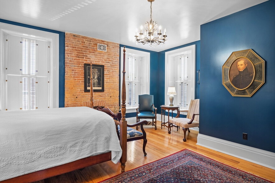 More Photos Of 403 E Adams St, Sandusky Hospitality For Sale