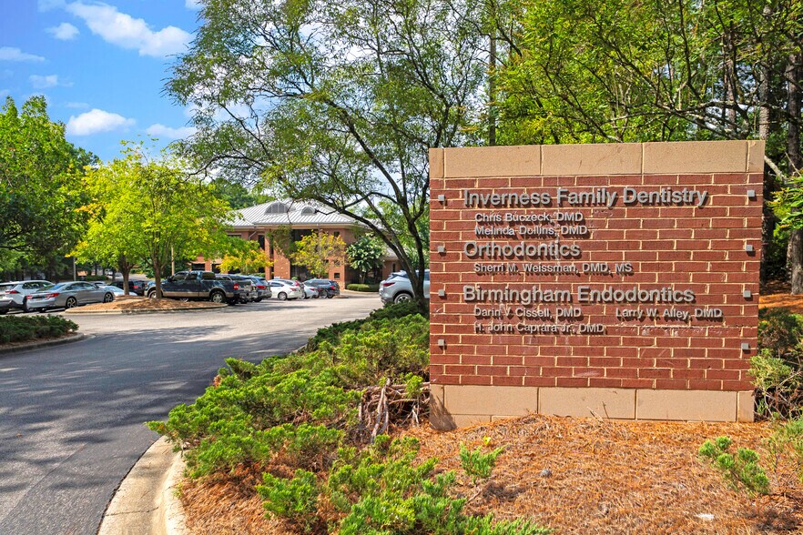More Photos Of 202 Inverness Center Dr, Birmingham Office For Sale
