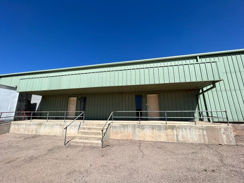 More Photos Of 100 E 9th St, Douglas Warehouse For Sale