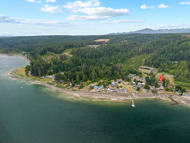 More Photos Of 21391 N US Highway 101, Shelton General Retail For Sale