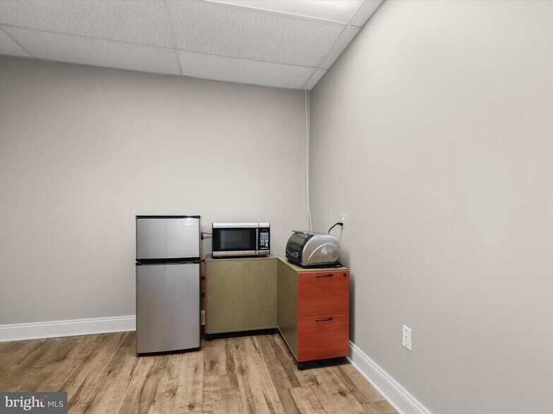 More Photos Of 54 Scott Adam Rd, Cockeysville Medical For Sale