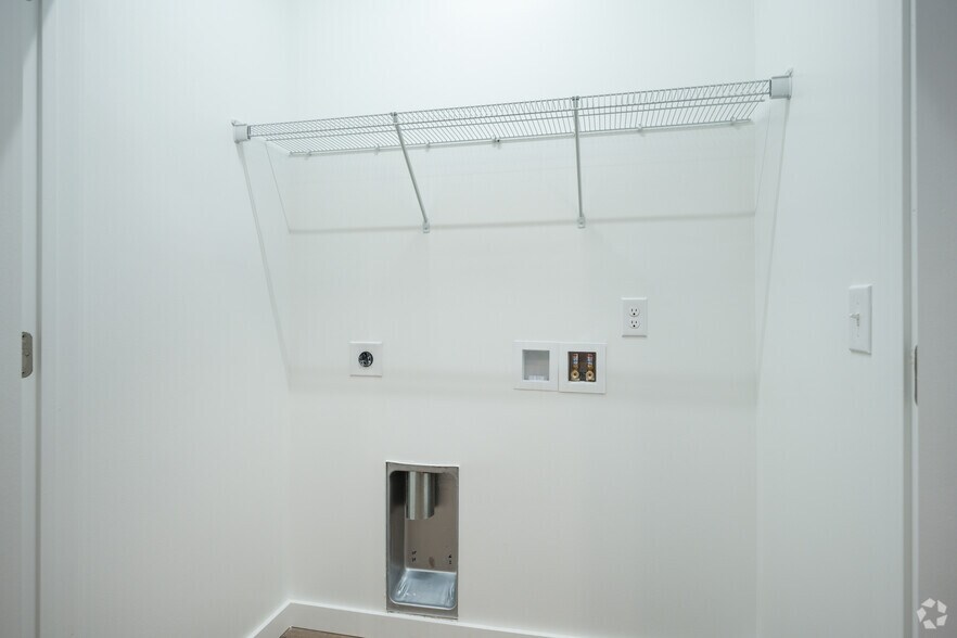 More Photos Of 6800 White Horse Rd, Greenville Apartments For Sale