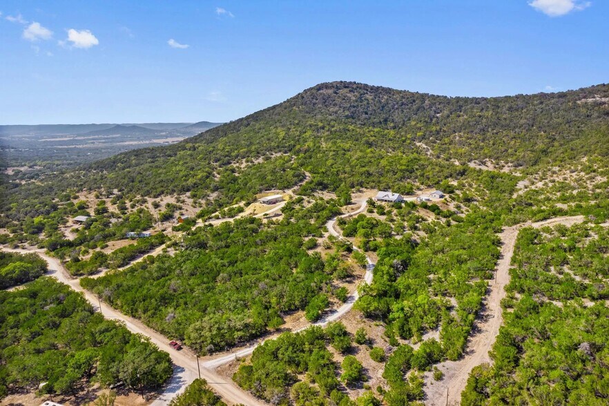 More Photos Of 603 Blessing Ln, Utopia Land For Sale