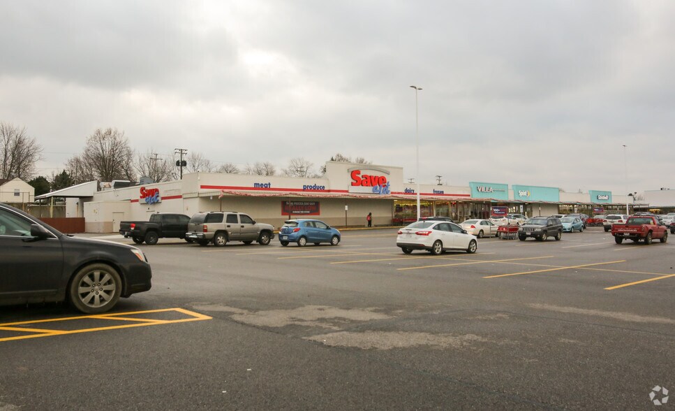 More Photos Of 1400 S Arlington St, Akron Unknown For Lease