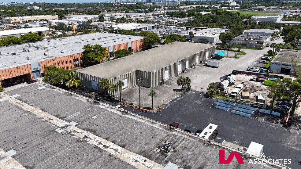 More Photos Of 1401 SW 8th St, Pompano Beach Warehouse For Lease