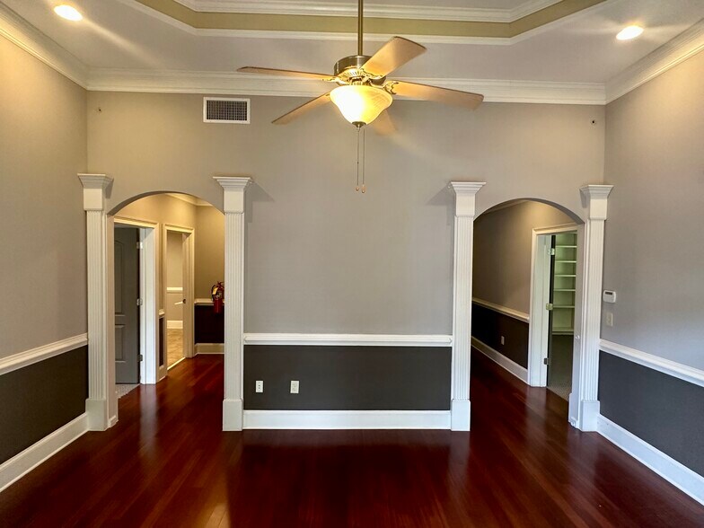 More Photos Of 4720 Peachtree Industrial Blvd, Berkeley Lake Office For Lease