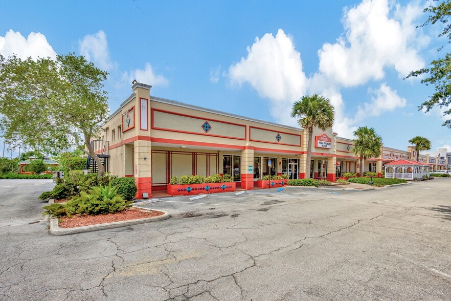 More Photos Of 702 Park Ave, West Palm Beach Unknown For Lease