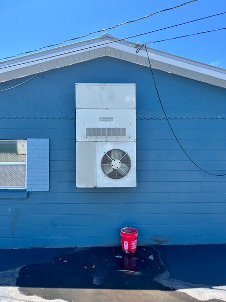 More Photos Of 4810 110th Ave, Pinellas Park Warehouse For Sale