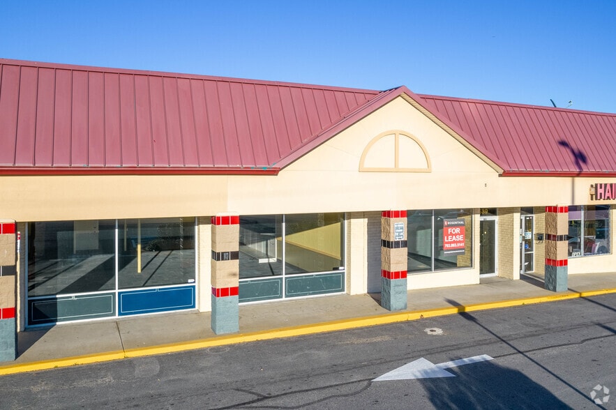 More Photos Of 14551 Jefferson Davis Hwy, Woodbridge Unknown For Lease