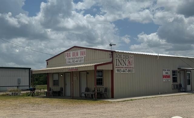 Primary Photo Of 1445 Texas 276, West Tawakoni Hotel For Sale