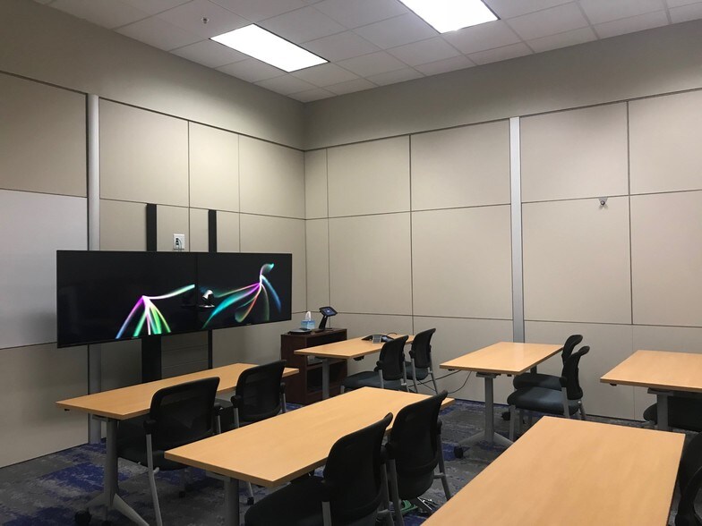 More Photos Of 6855 Deerpath Rd, Elkridge Office For Lease