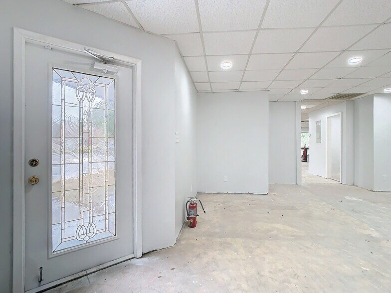 More Photos Of 6430 Madison St, New Port Richey Medical For Sale