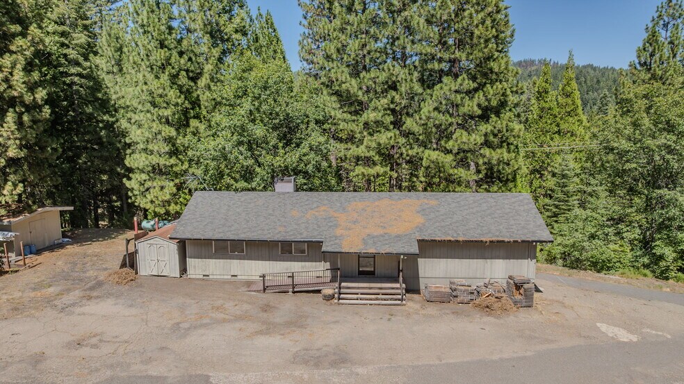 More Photos Of 1495 Linebaugh Rd, Arnold Industrial For Sale