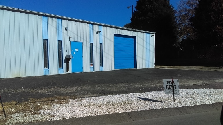 More Photos Of 108 Osceola St, Gastonia Warehouse For Lease