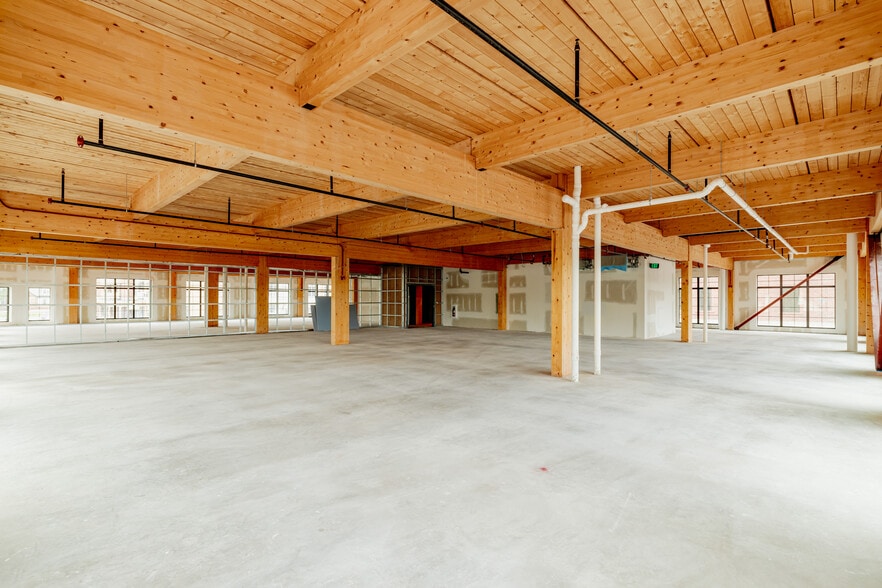 More Photos Of 525 Main St, Delafield Office For Lease