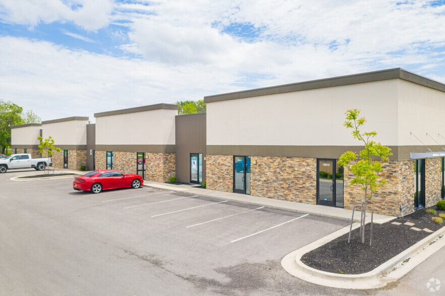 More Photos Of 15811-15853 S Mahaffie St, Olathe Unknown For Lease