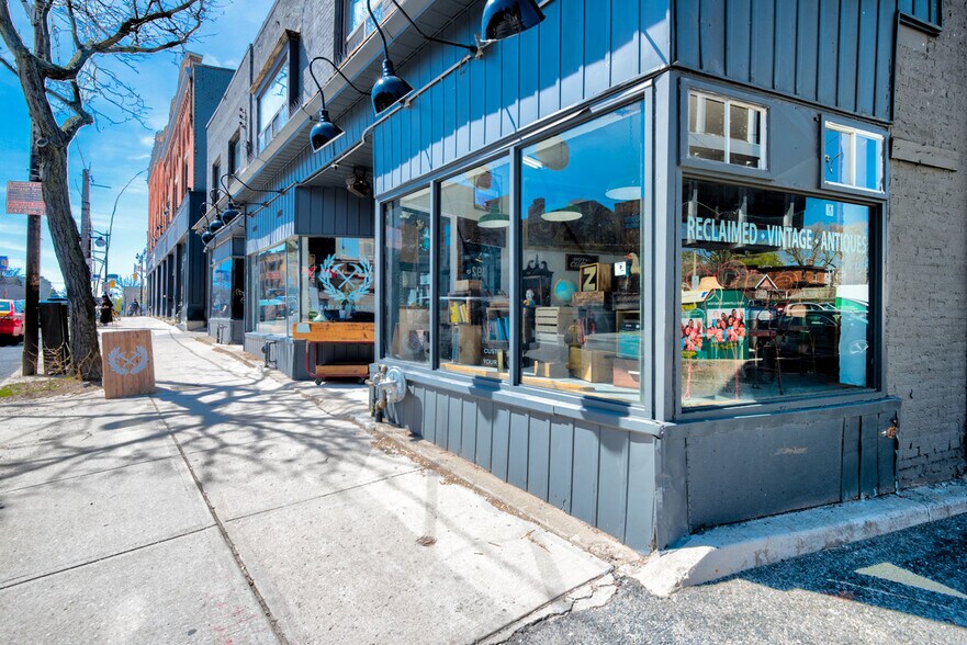 More Photos Of 388-392 Keele St, Toronto Storefront Retail Residential For Lease