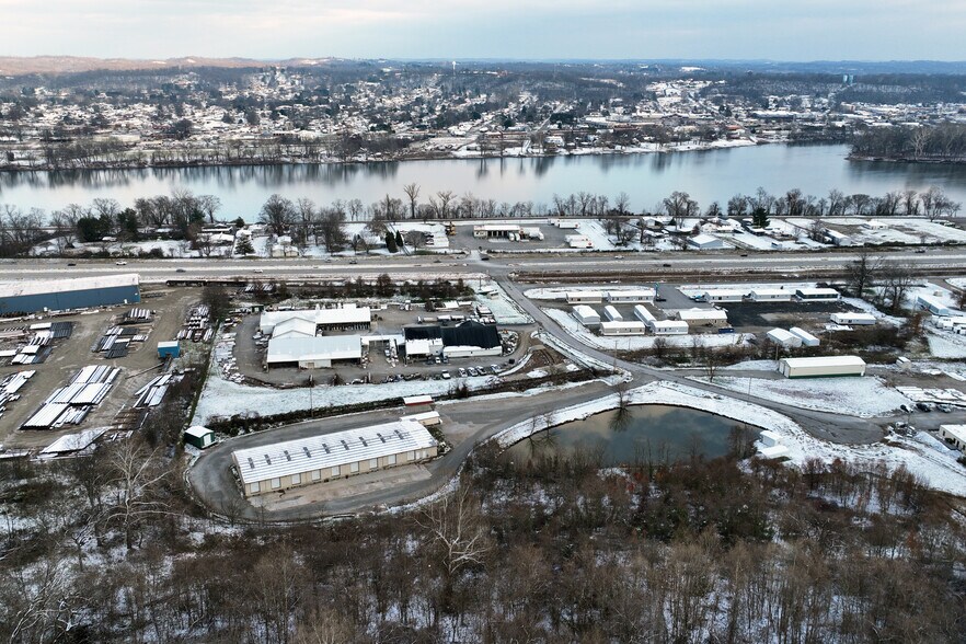 More Photos Of 150 Ayers Blvd, Belpre Light Distribution For Lease