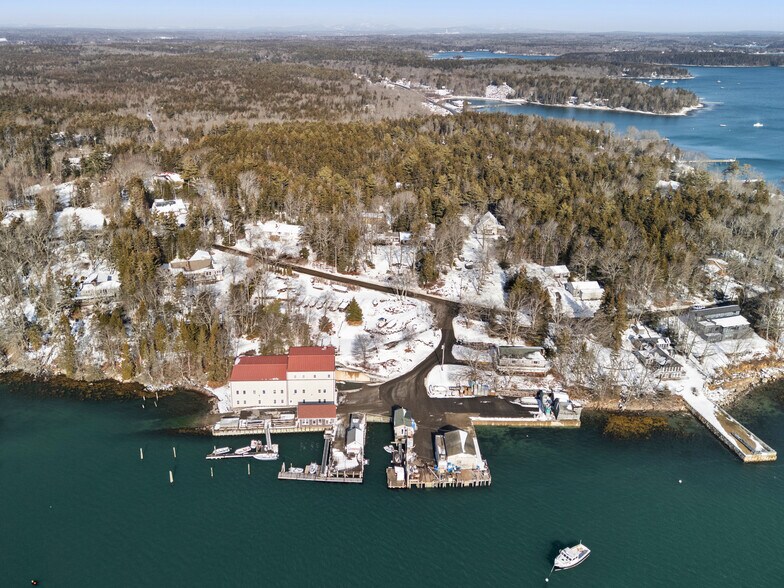 Primary Photo Of 6 Boatyard Rd, Tenants Harbor Marina For Sale