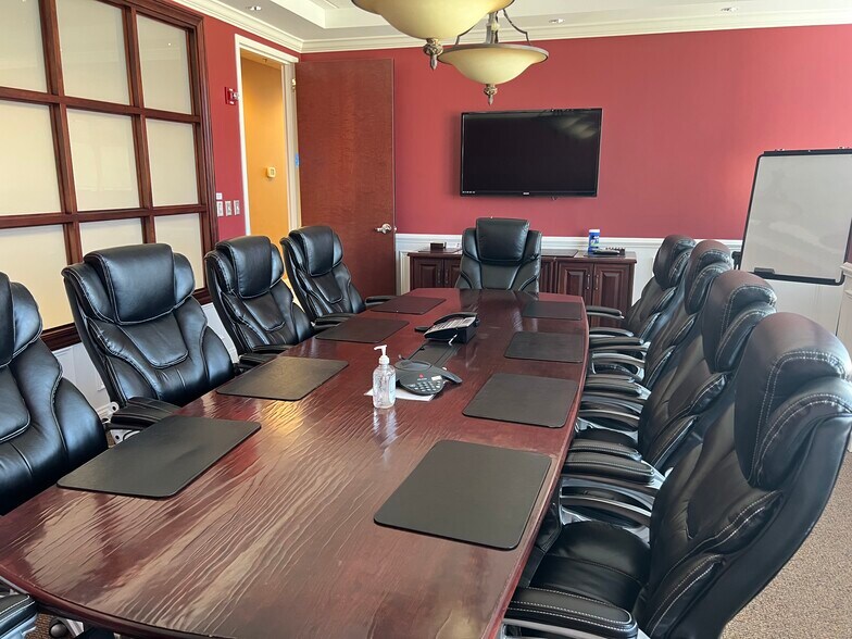 More Photos Of 9520 Berger Rd, Columbia Office For Sale