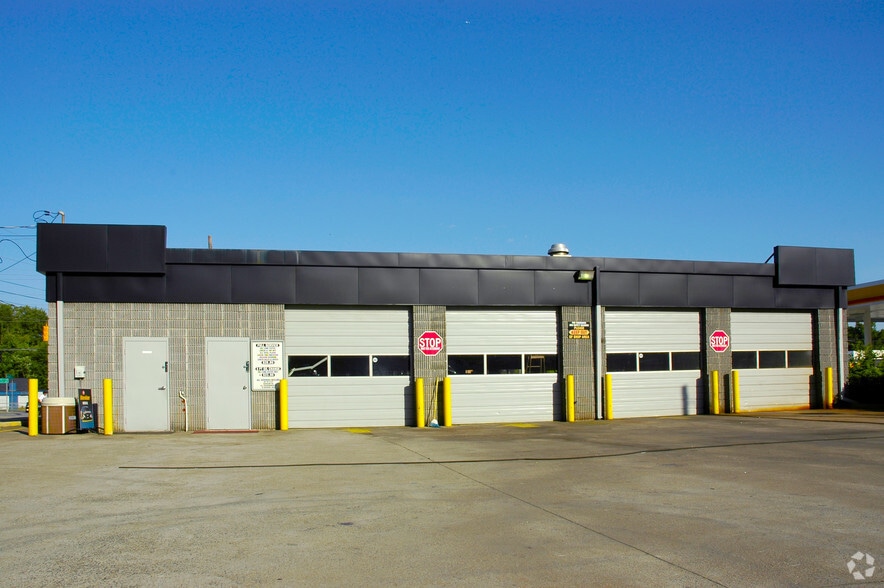 More Photos Of 598 Powder Springs St SE, Marietta Auto Repair For Sale