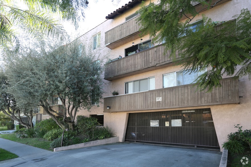 More Photos Of 3717 Cardiff Ave, Los Angeles Apartments For Sale