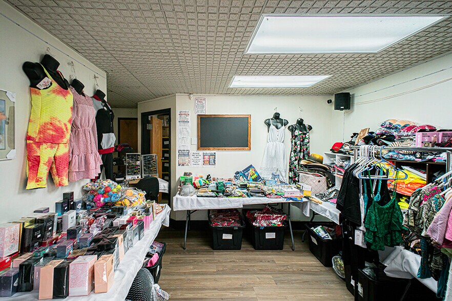 More Photos Of 1312 13th St, Wichita Falls Office For Sale