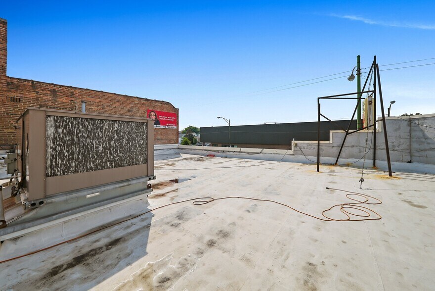 More Photos Of 5772 S Archer Ave, Chicago General Retail For Sale