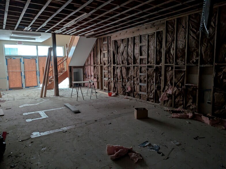 More Photos Of 10045 Overseas Hwy, Marathon Medical For Lease