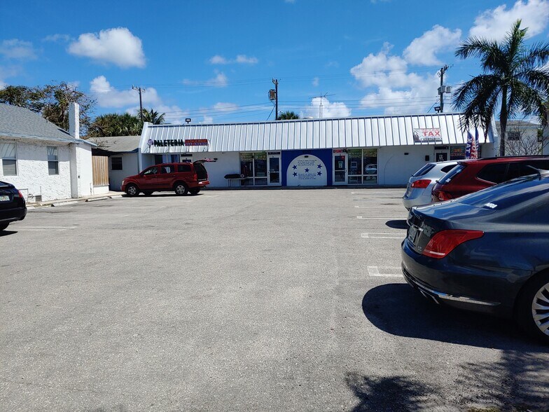 More Photos Of 406 N Dixie Hwy, Lake Worth Freestanding For Sale