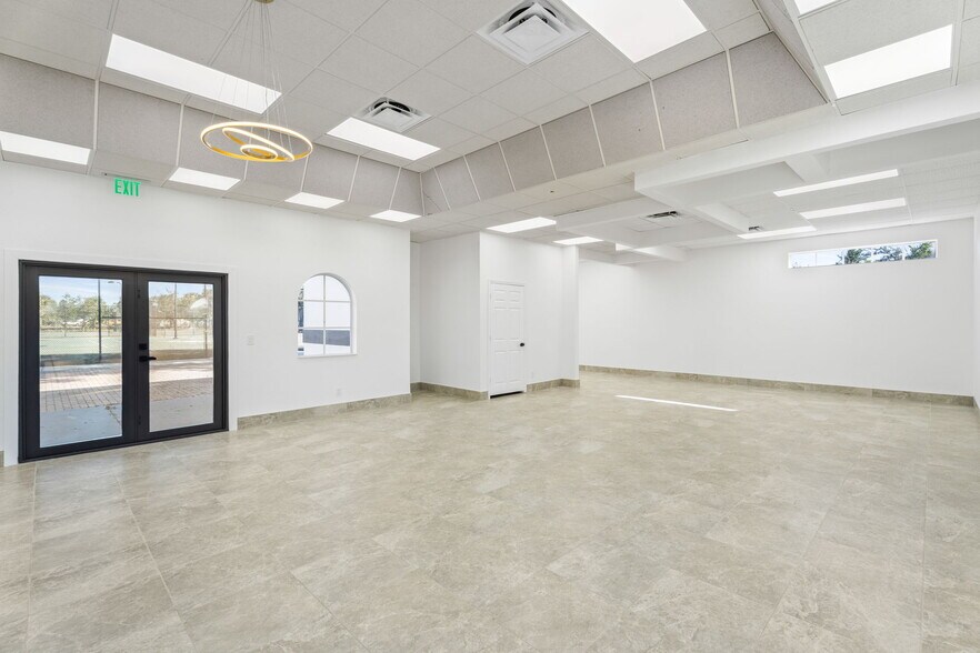 More Photos Of 1120 Village Lakes Blvd, Lehigh Acres Golf Course Driving Range For Lease